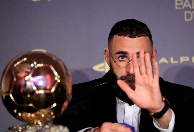 被男朋友吸吮胸60分钟视频